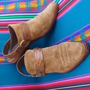 Donald J. Pliner Mazzy Chestnut Leather Mule Slingback Booties Women's size 7